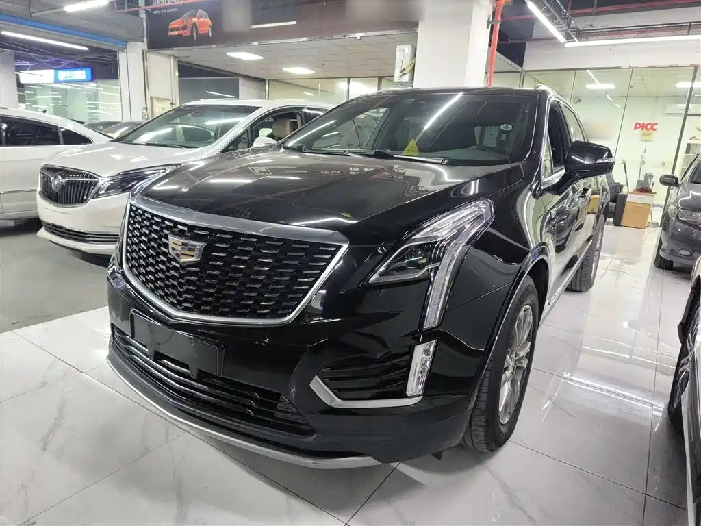 CADILLAC XT5