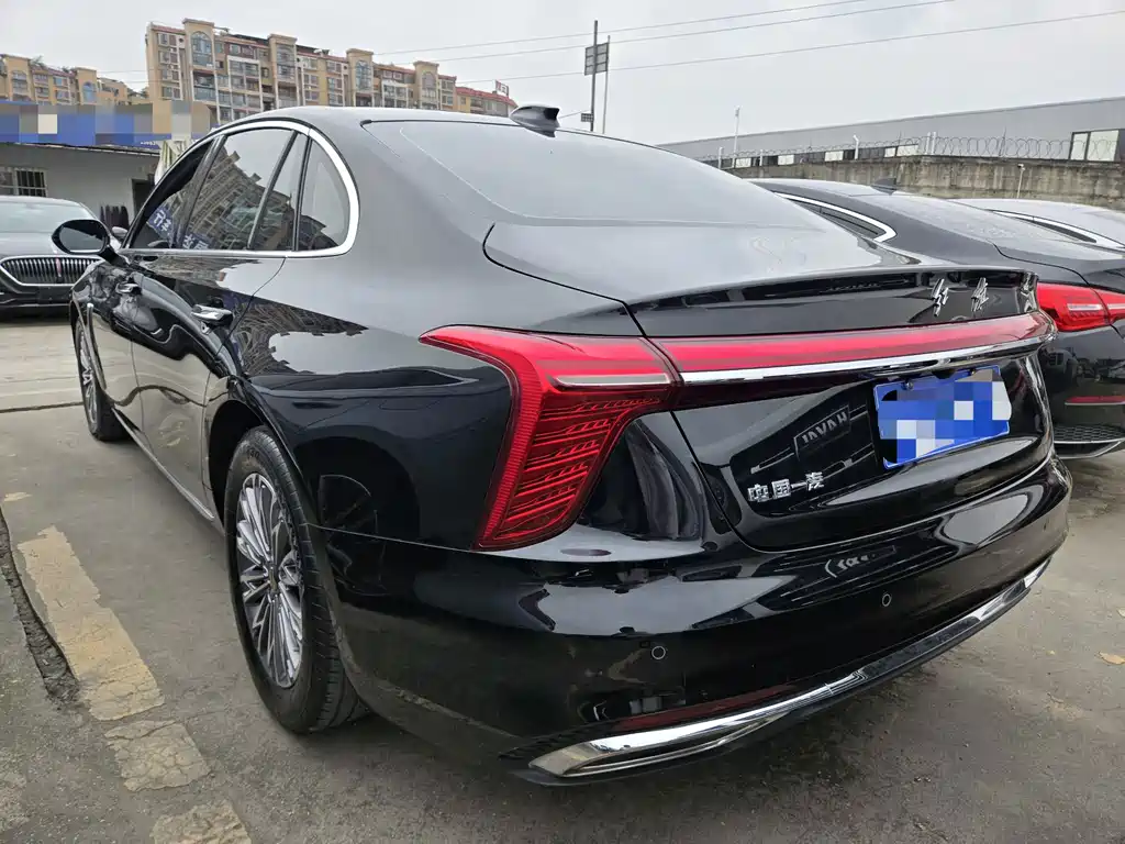 Hongqi Hongqi H5 — миниатюра 9