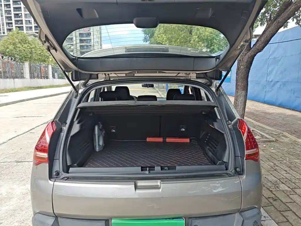 Peugeot 3008 — миниатюра 19