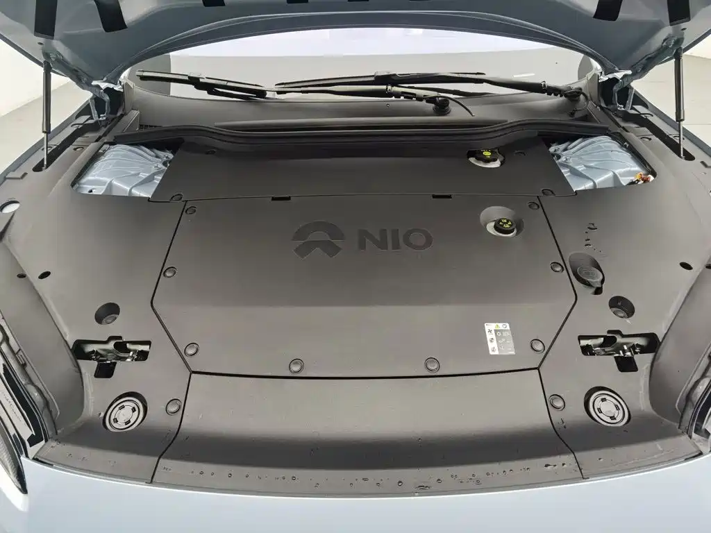 NIO ET5T — миниатюра 6