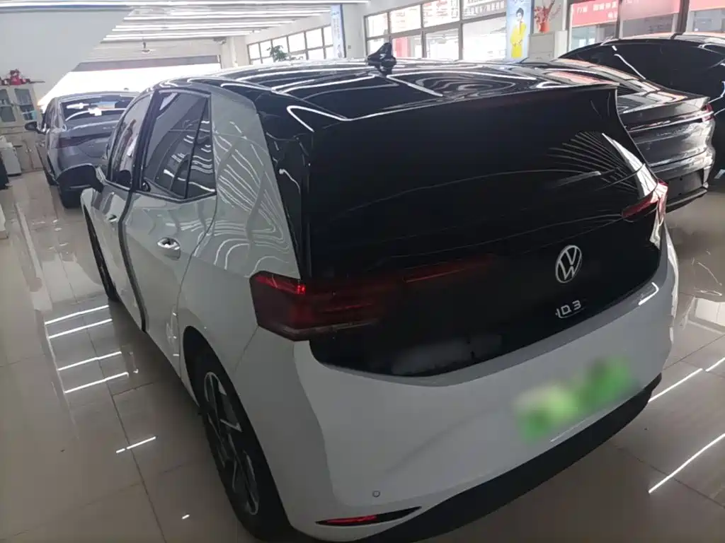 Volkswagen ID.3 — миниатюра 5