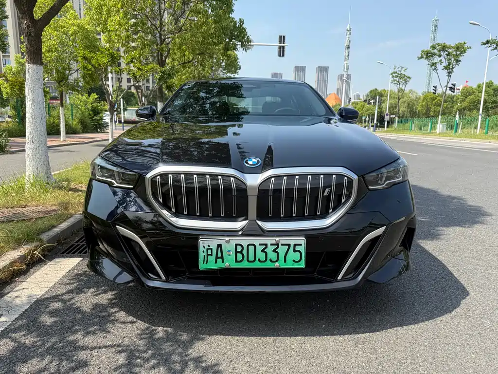 BMW i5 2024 eDrive 35L M Sport