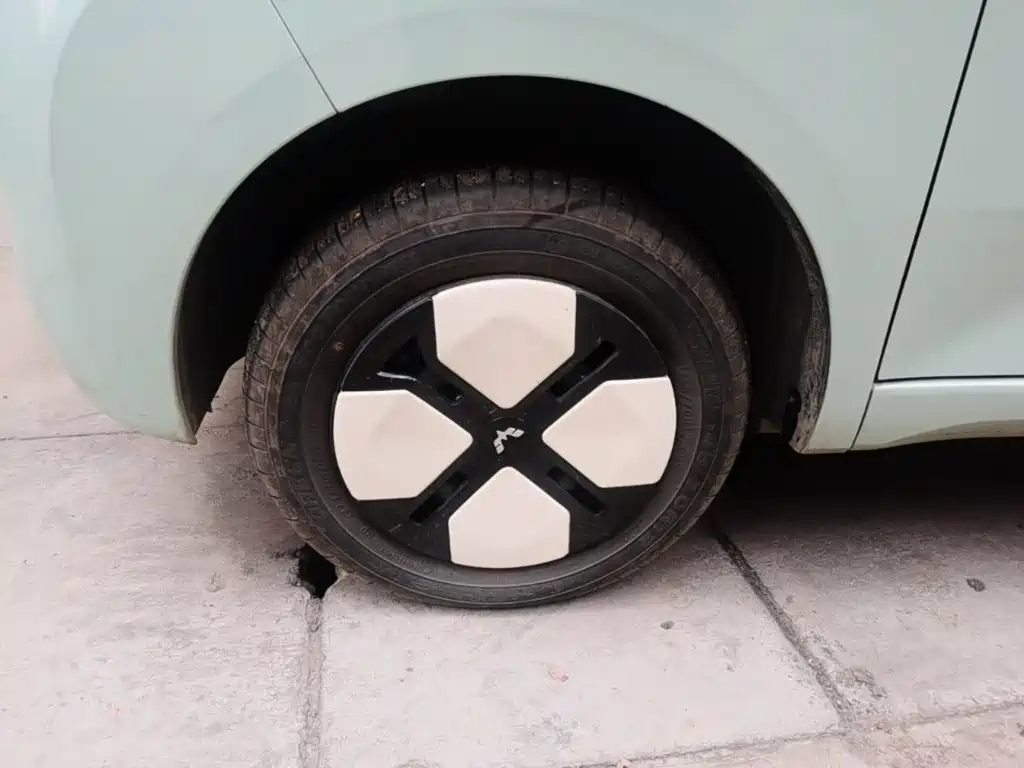 Wuling MINIEV — миниатюра 23