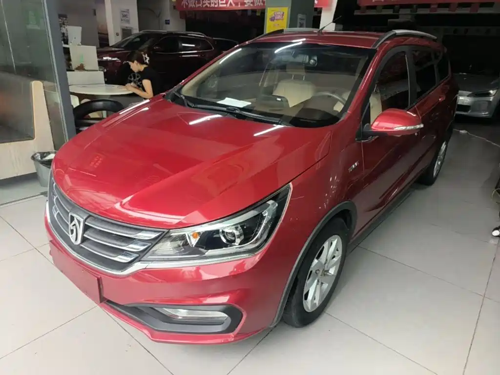 Baojun 310W — миниатюра 2