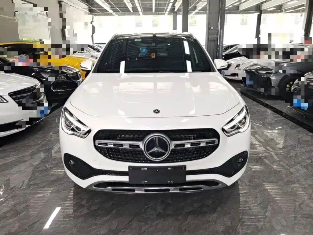 Mercedes-Benz GLA — миниатюра 3
