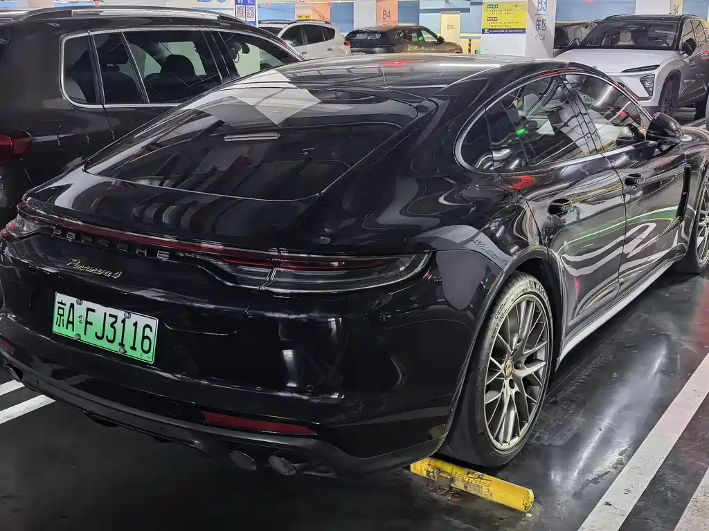 Porsche Panamera Hybrid — миниатюра 4