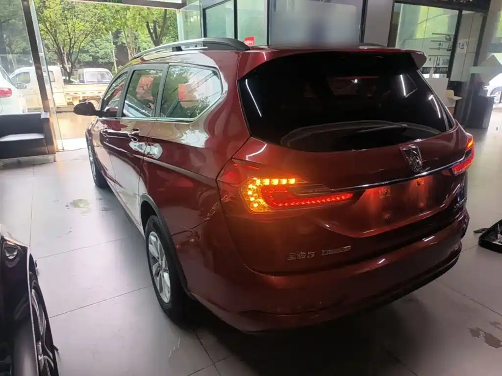 Baojun 310W — миниатюра 5