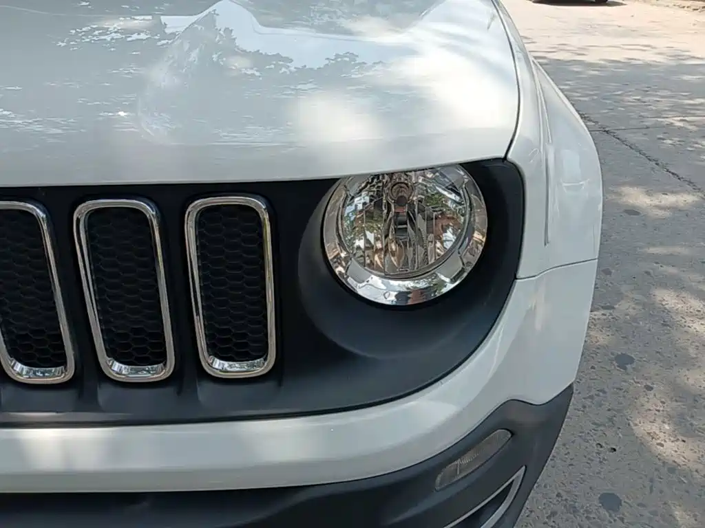 Jeep Renegade — миниатюра 24