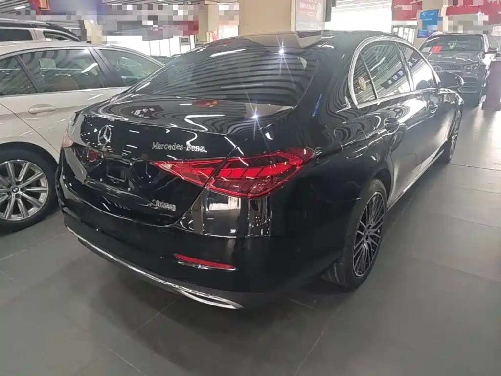 Mercedes-Benz C-Class — миниатюра 7