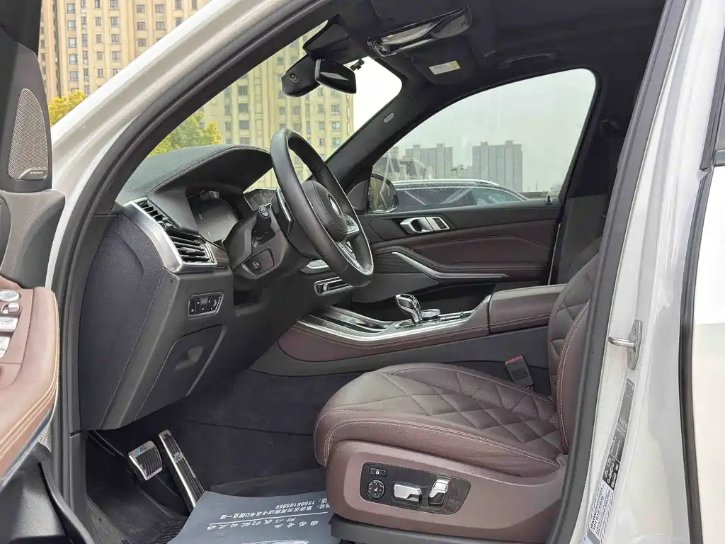 BMW X5 2022 xDrive 40Li Premium M Sport
