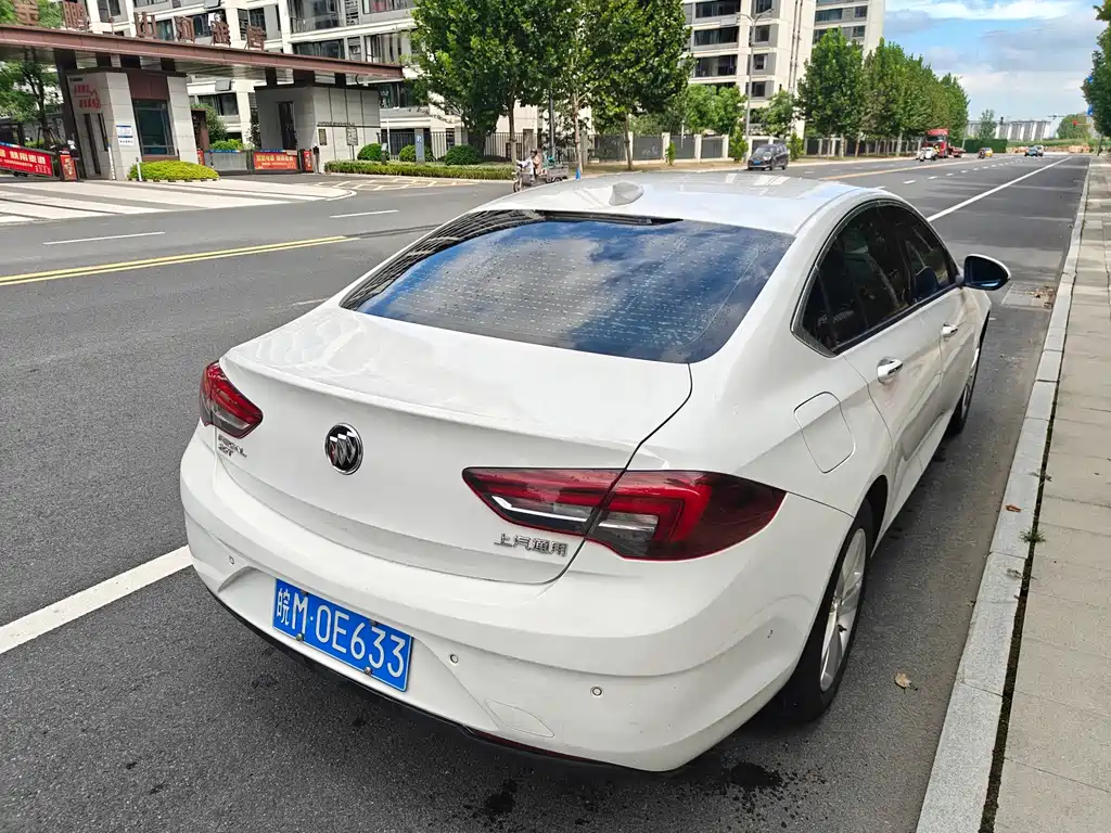 Buick Regal — миниатюра 10