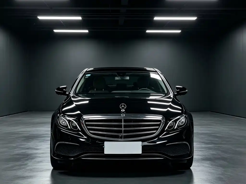 Mercedes-Benz E-Class — миниатюра 3