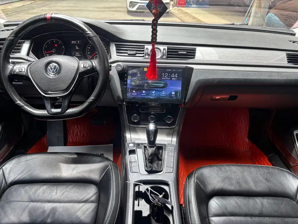 Volkswagen Passat — миниатюра 9