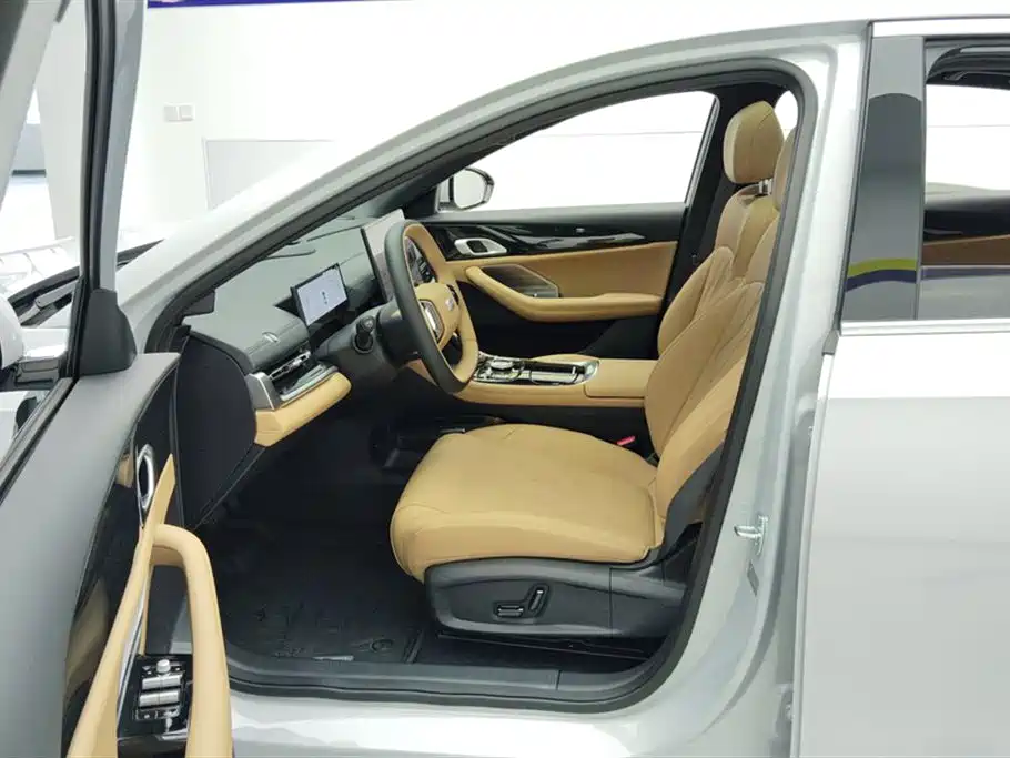 Geely Galaxy Galaxy A7 EM A7 EM 2025 EM-i 150km +