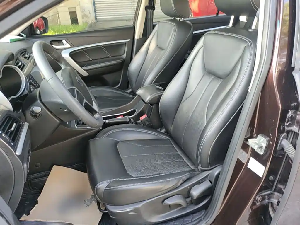 Geely Emgrand — миниатюра 15