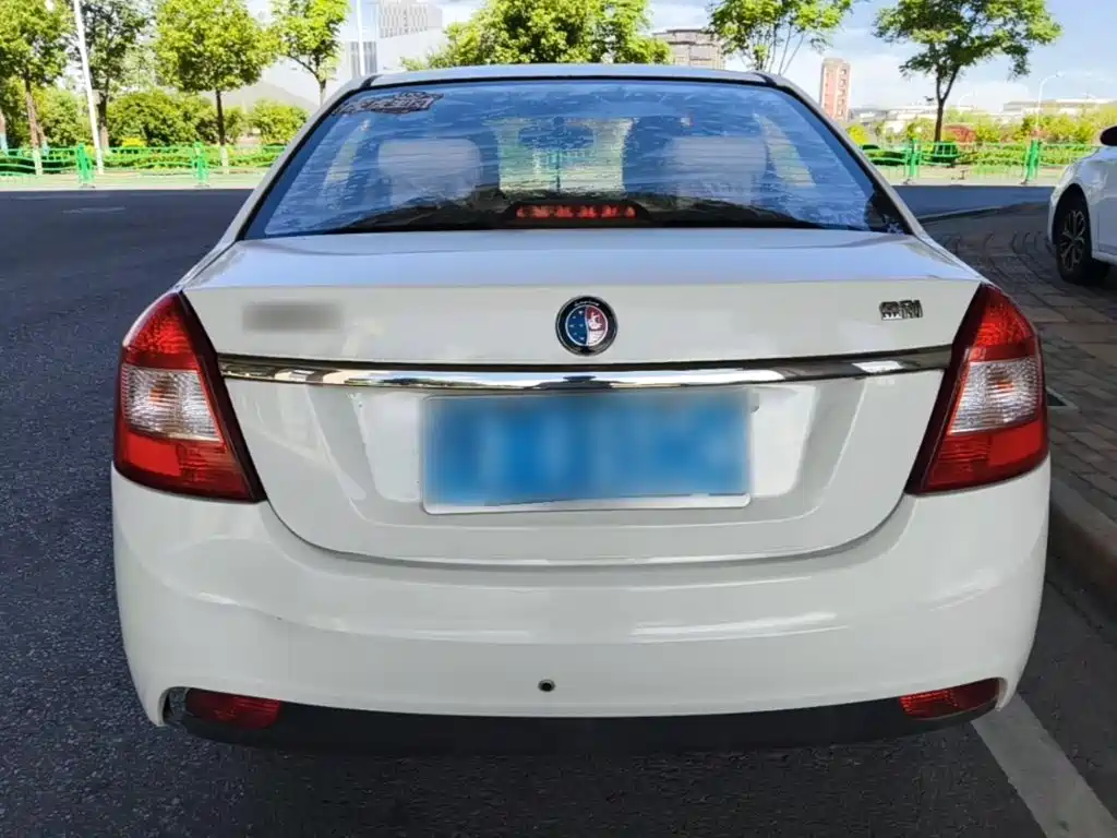 Geely King Kong — миниатюра 6