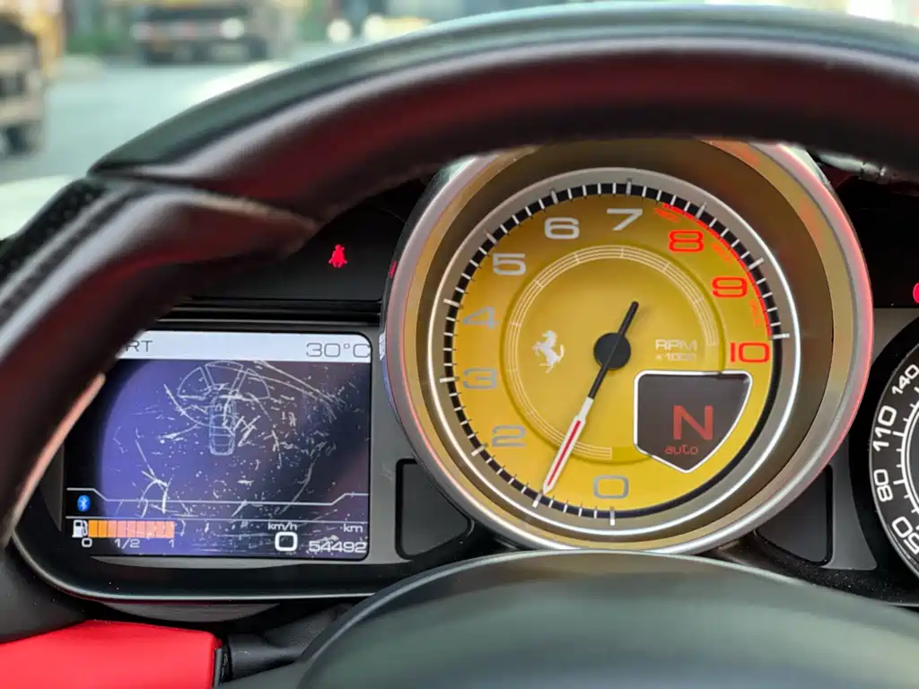 FERRARI CALIFORNIA T