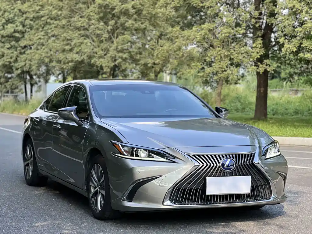 Lexus ES — миниатюра 3