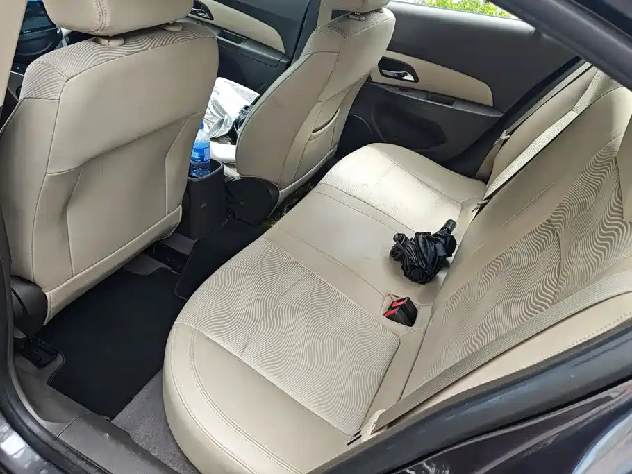 Chevrolet Cruze — миниатюра 11
