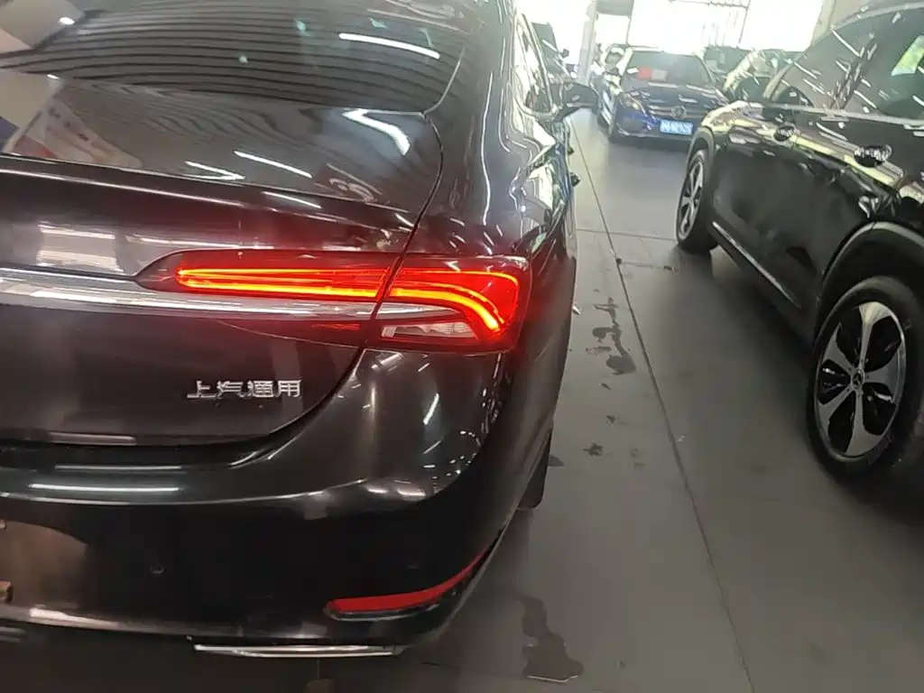 Buick LaCrosse — миниатюра 8