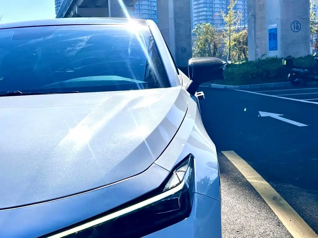 Changan UNI-V — миниатюра 4
