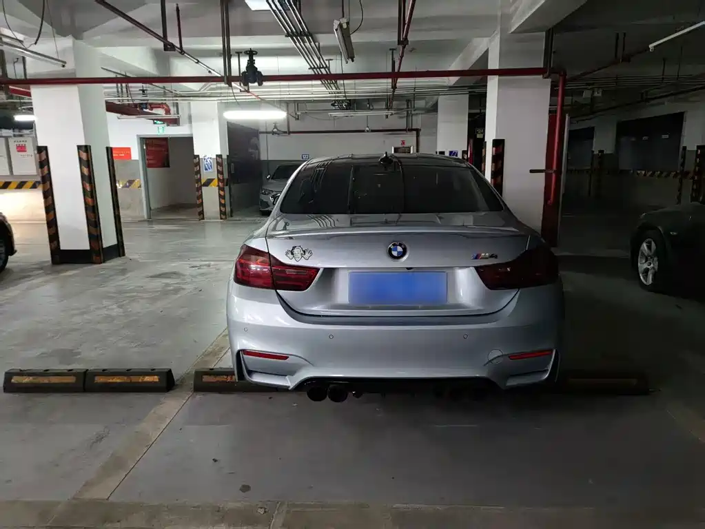 BMW M4 — миниатюра 13