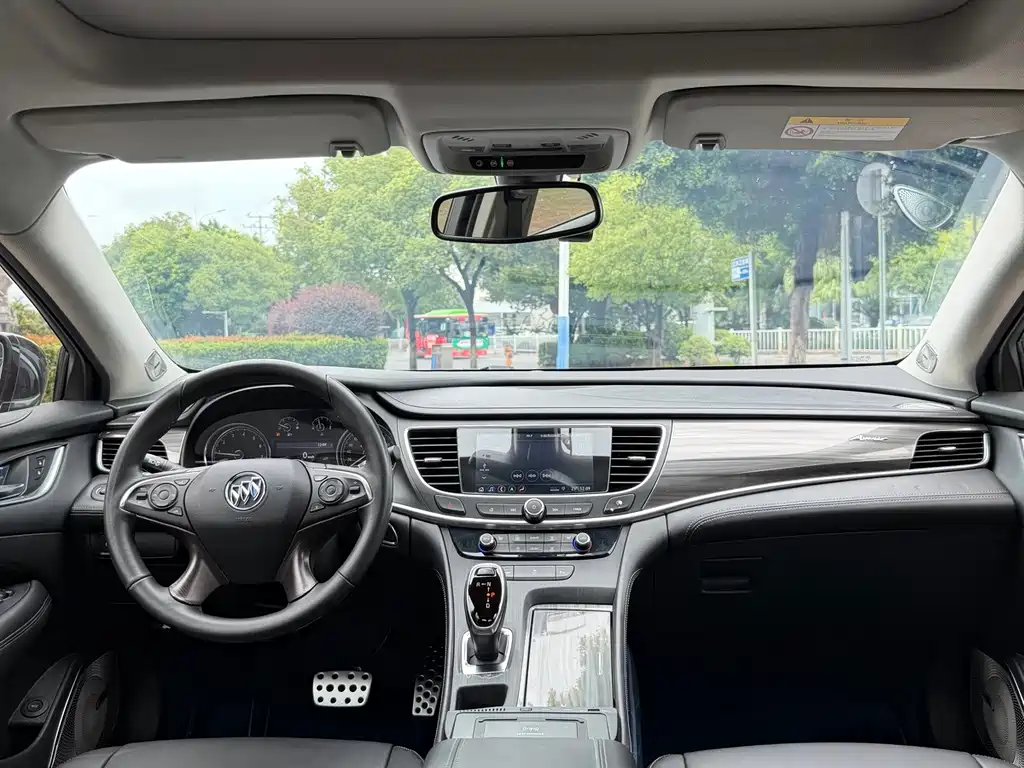 Buick LaCrosse — миниатюра 16