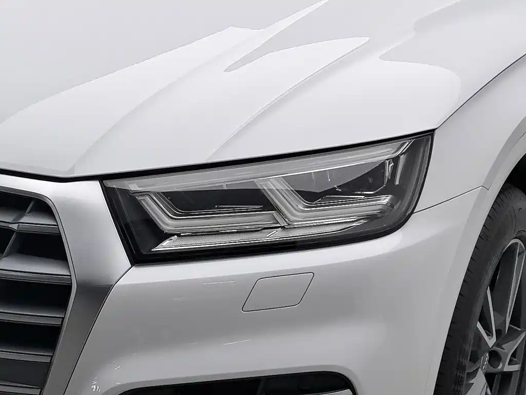 Audi Q5L — миниатюра 7