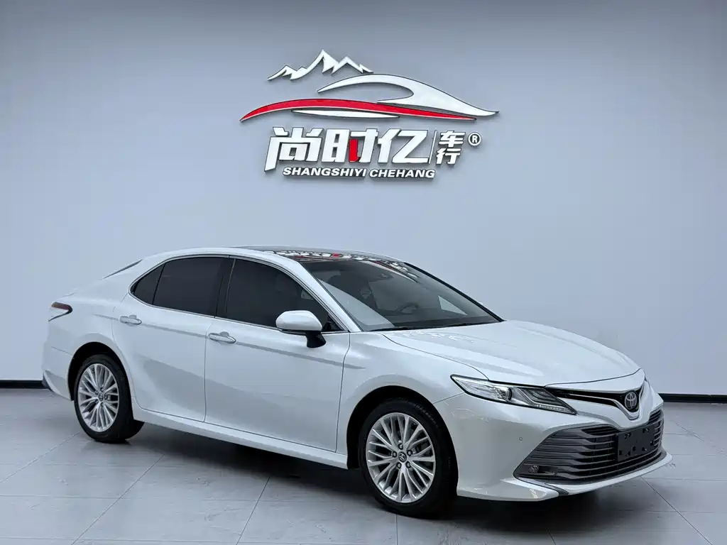 Toyota Camry 2019 2.5G Luxury VI
