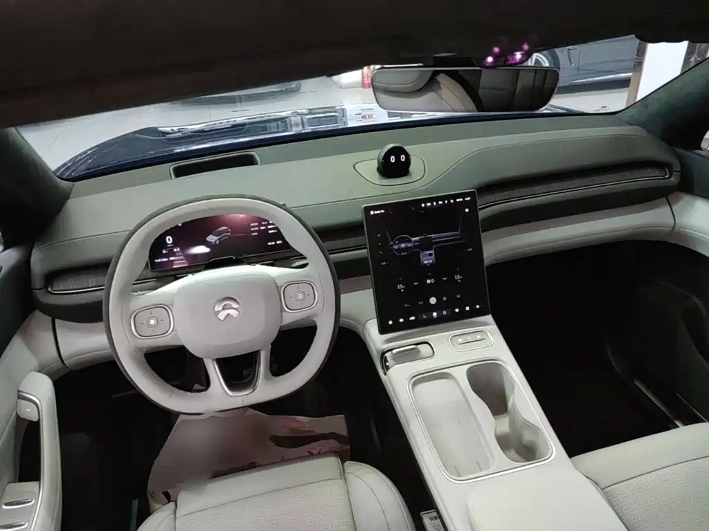 NIO ES6 — миниатюра 10