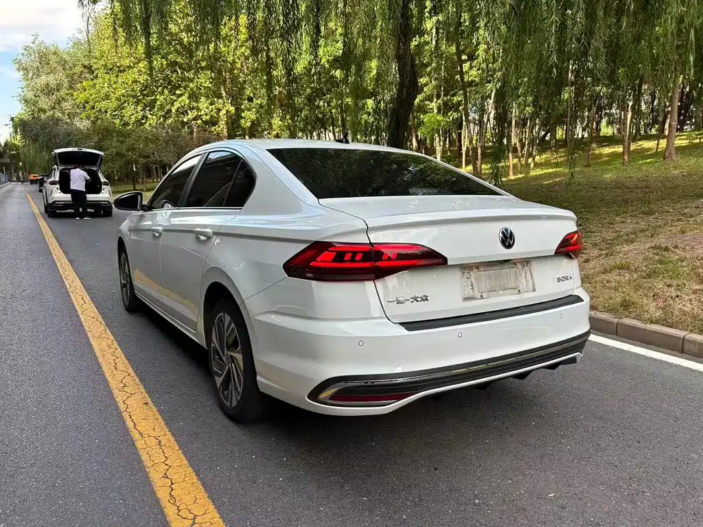 Volkswagen Bora — миниатюра 13