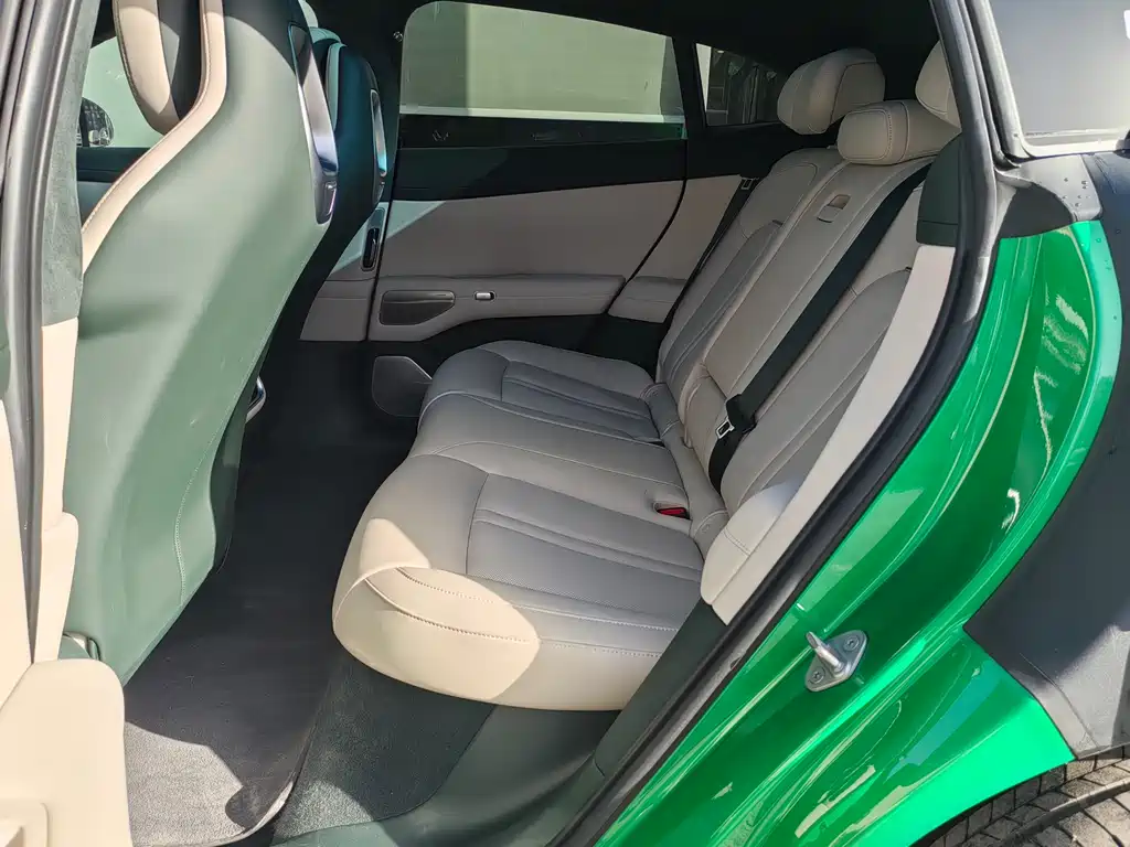 XIAOMI CAR XIAOMI YU7