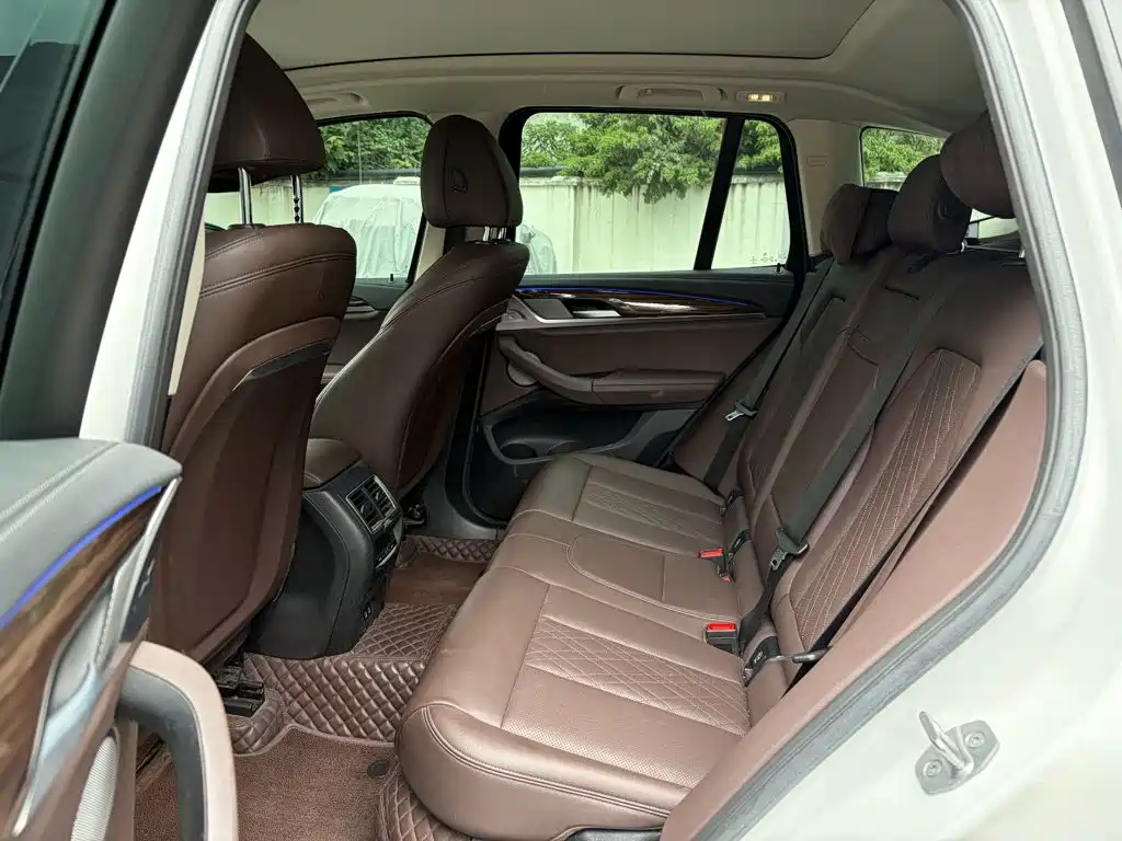 BMW X3 — миниатюра 8