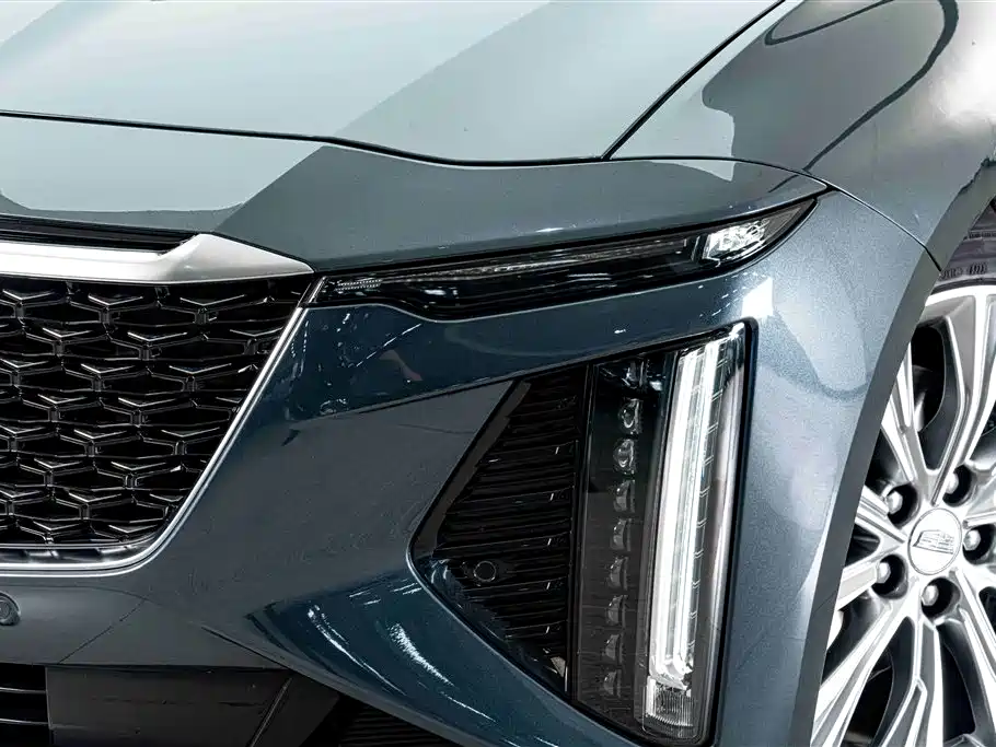 Cadillac CT6 — миниатюра 4