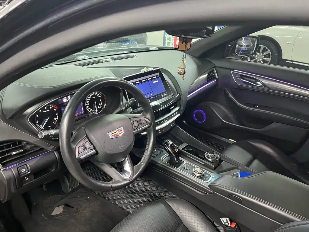 Cadillac CT5 — миниатюра 4