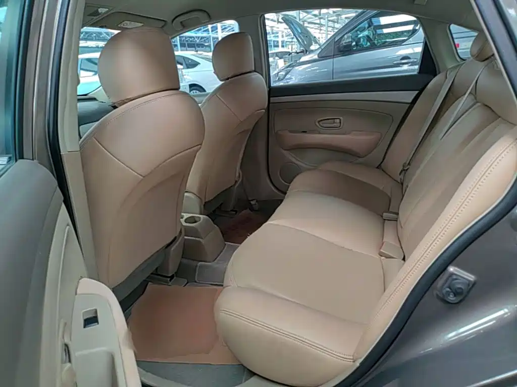 Nissan Sylphy — миниатюра 17