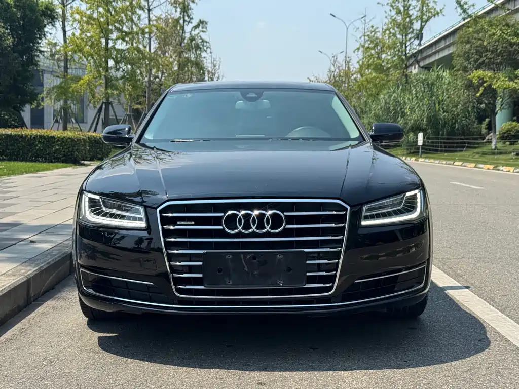 Audi A8 — миниатюра 2