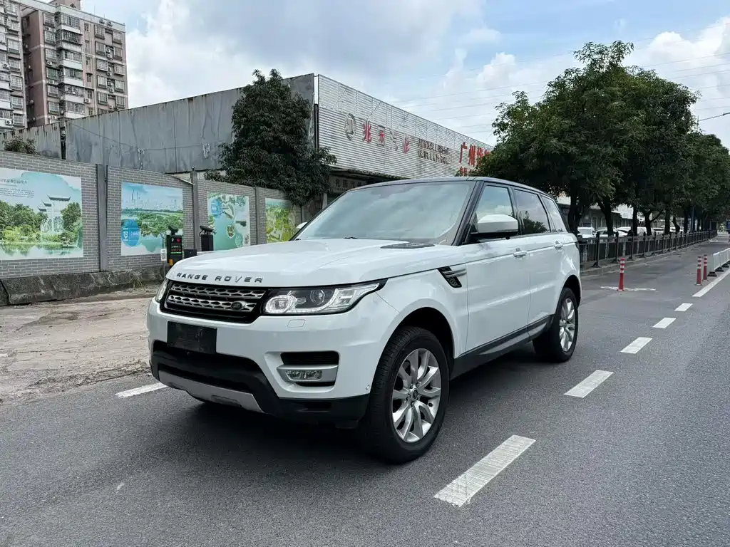 Land Rover Sport 2013