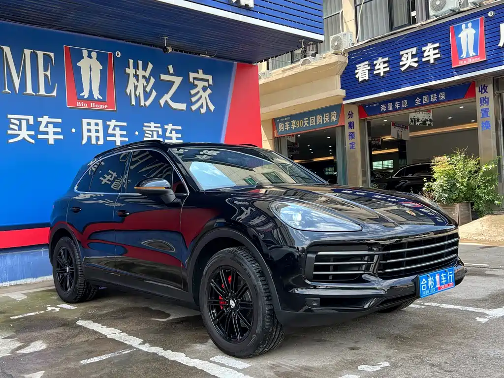 Porsche Cayenne — миниатюра 17