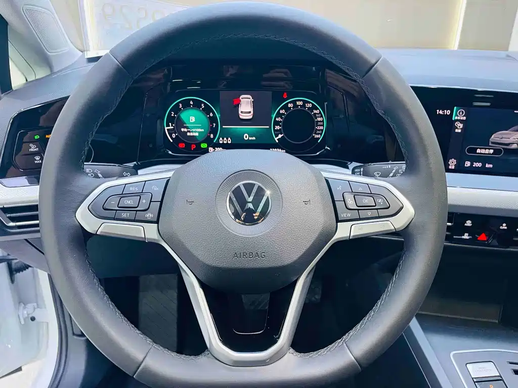 Volkswagen Golf — миниатюра 8