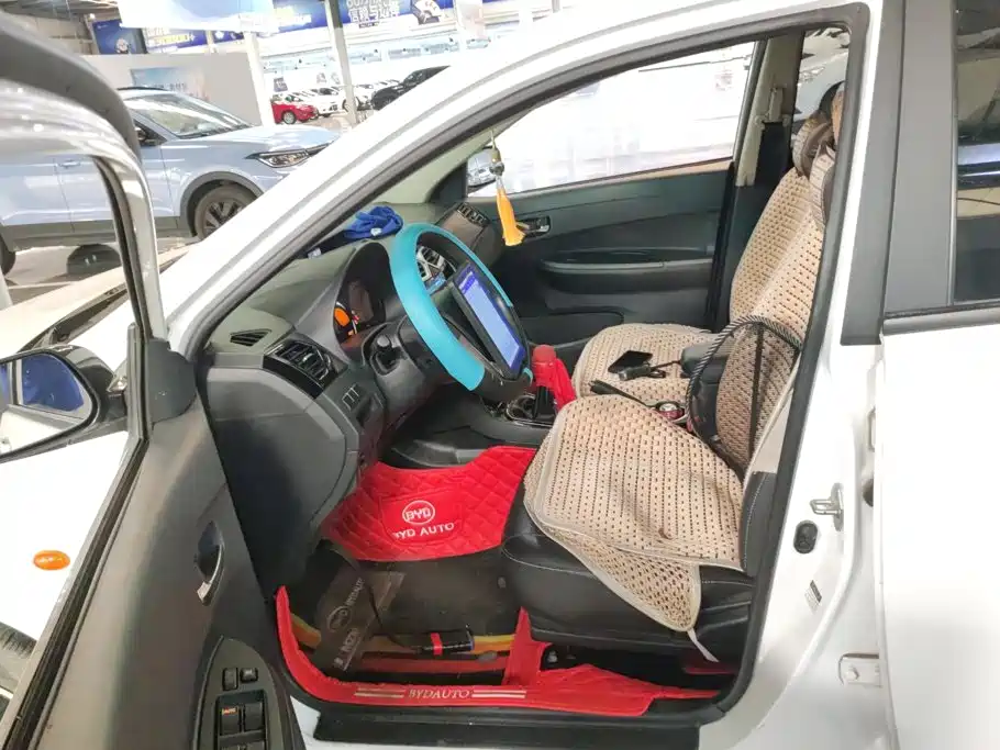 BYD F3 — миниатюра 9