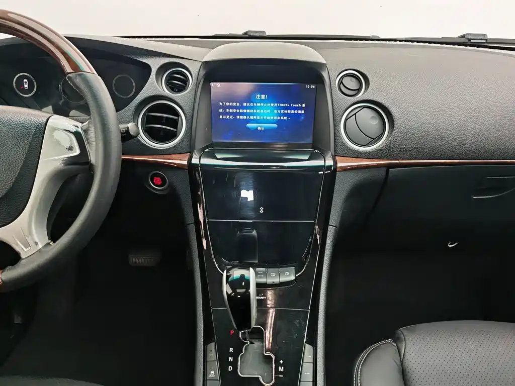 Luxgen Big 7 SUV — миниатюра 12