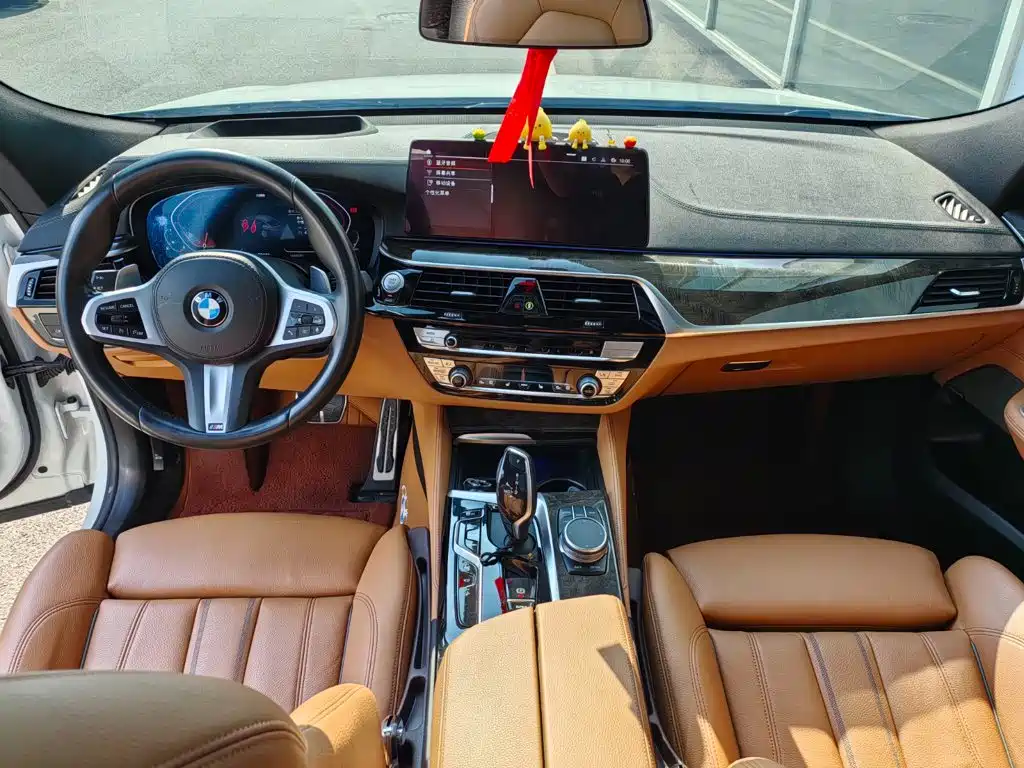 BMW 6 Series GT — миниатюра 8