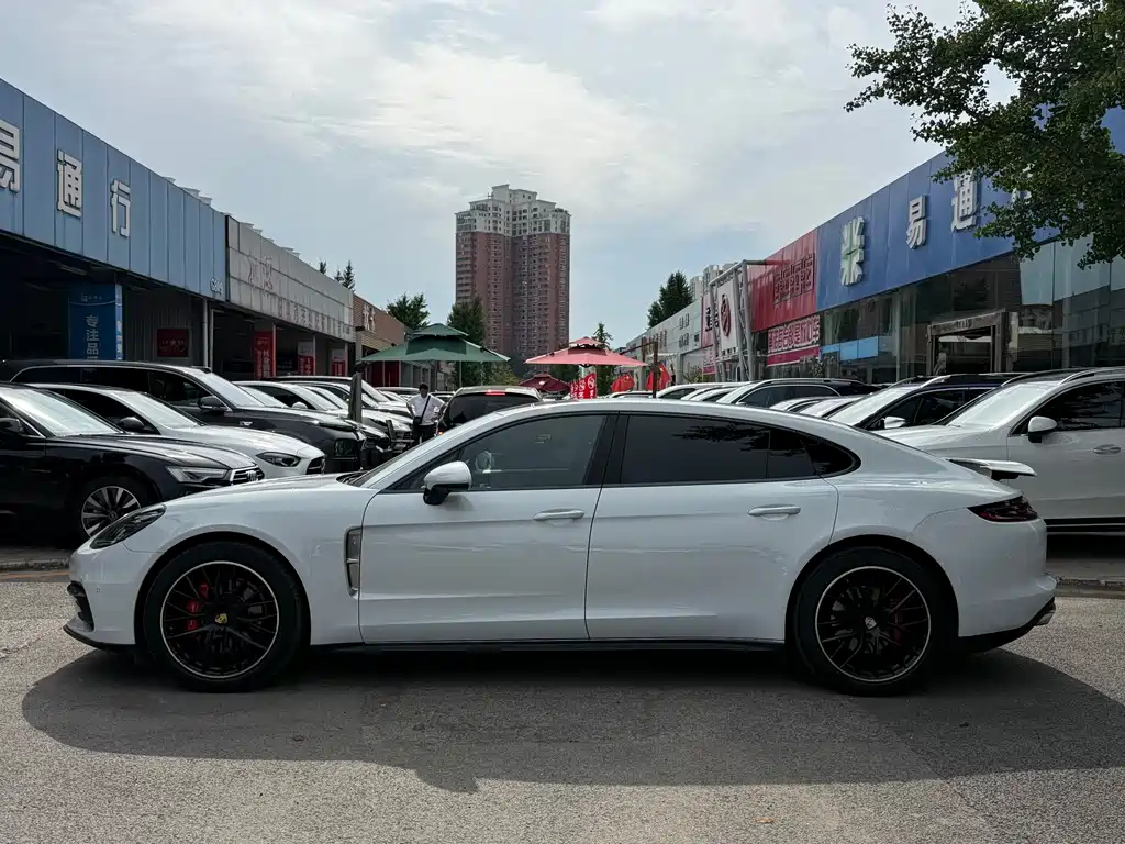 Porsche Panamera 2019 Panamera 4 Executive Long Wheelbase 2.9T