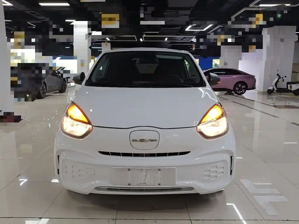 Roewe Clever — миниатюра 3