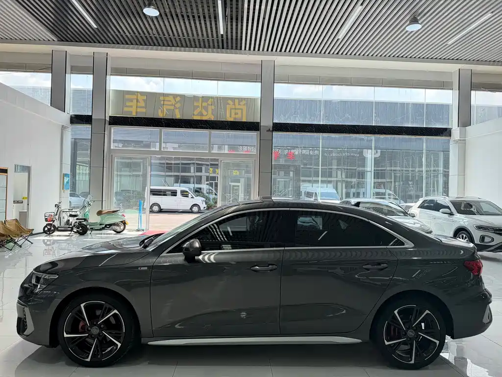 Audi A3 — миниатюра 3