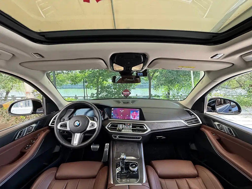 BMW X5 (Import) — миниатюра 13
