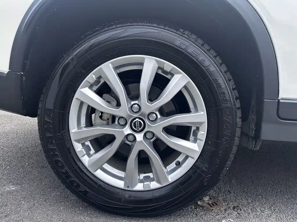 Nissan X-Trail — миниатюра 16