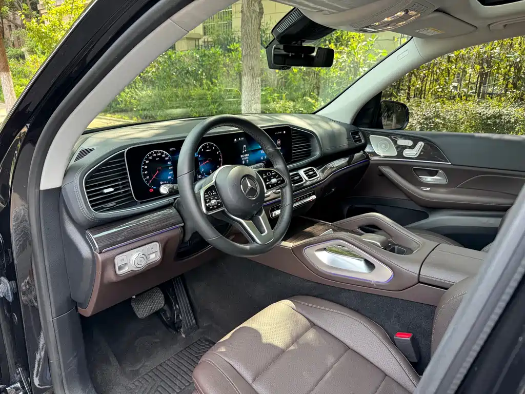 Mercedes-Benz GLE (Import) — миниатюра 6