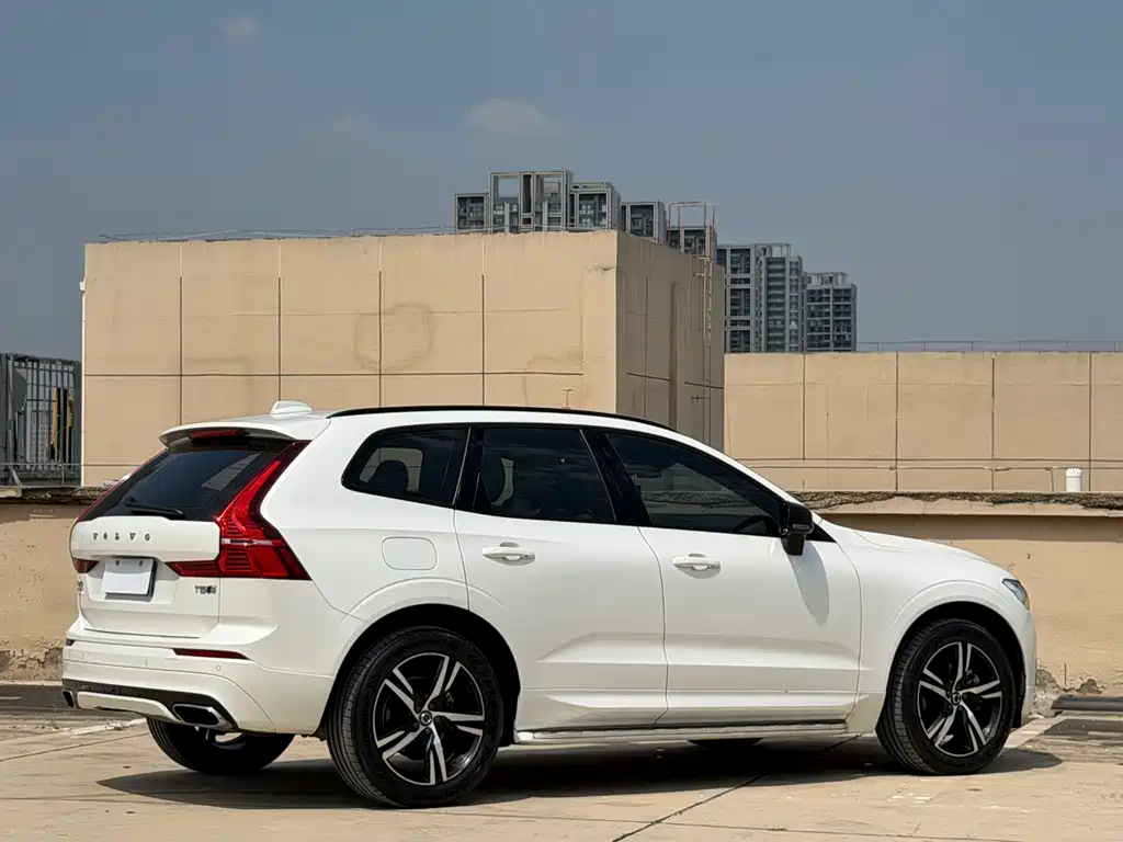 Volvo XC60 — миниатюра 6